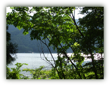 木崎湖を望むレイクサイドギャラリー